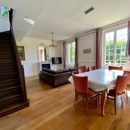 Дом отдыха Magnifique Maison Vue 150m De La *