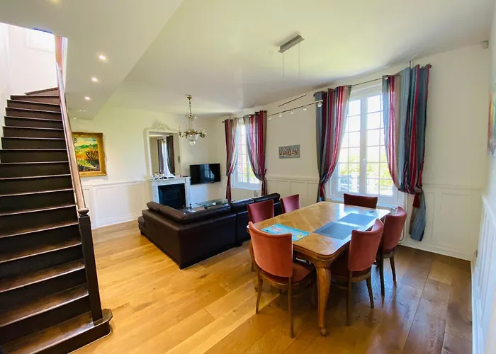 Feriehus Magnifique Maison Vue 150m De La *